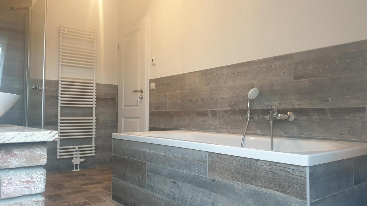 Seensucht & Urlaubstraeume, Ferienwohnung "Seeadler" Гросрешен Екстериор снимка